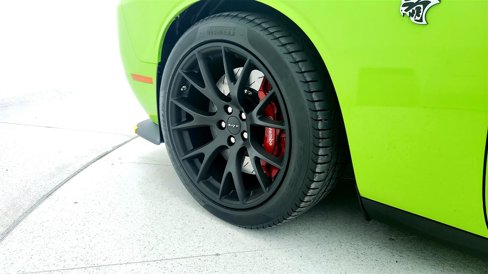 Used 2015 Dodge Challenger SRT Hellcat image 12
