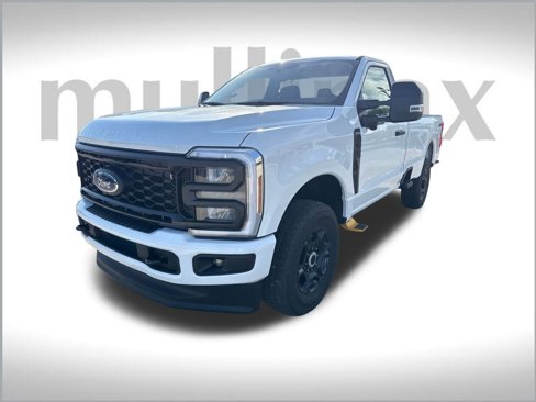 New 2025 Ford F350 4x4 Regular Cab Super Duty image 16