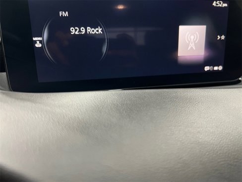 Used 2025 MAZDA MAZDA3 2.5 Turbo Sedan w/Premium Plus image 31