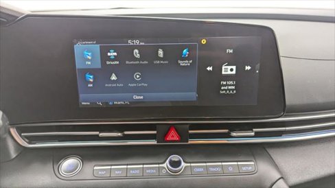 Used 2025 Hyundai Elantra Limited image 30