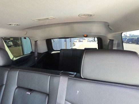 Used 2020 Chevrolet Tahoe LT image 11