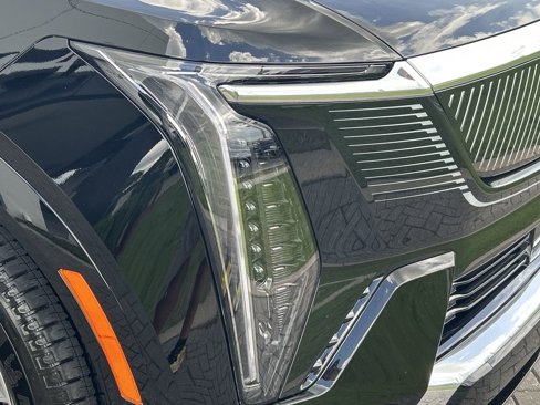 New 2026 Cadillac Escalade IQ Luxury 1 image 8