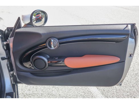 Used 2024 MINI Cooper Convertible w/ Signature Upholstery Package image 17