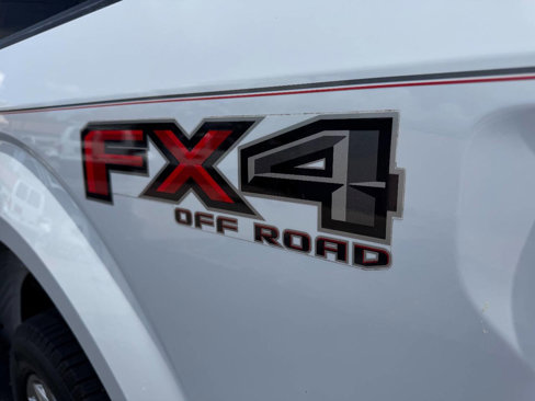 Used 2017 Ford F150 XLT w/ Equipment Group 302A Luxury image 4
