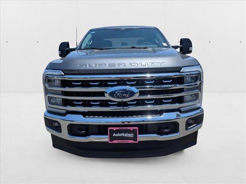 New 2025 Ford F250 Lariat w/ FX4 Off-Road Package image 5
