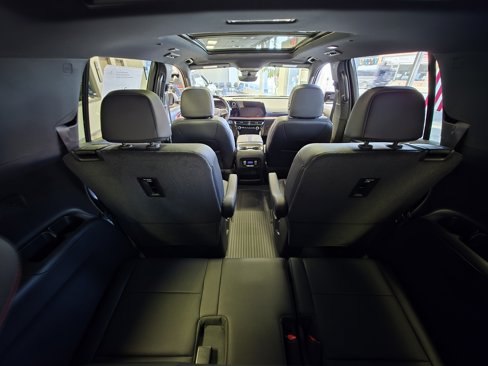 New 2026 Chevrolet Traverse Z71 w/ Enhanced Driving Package image 23