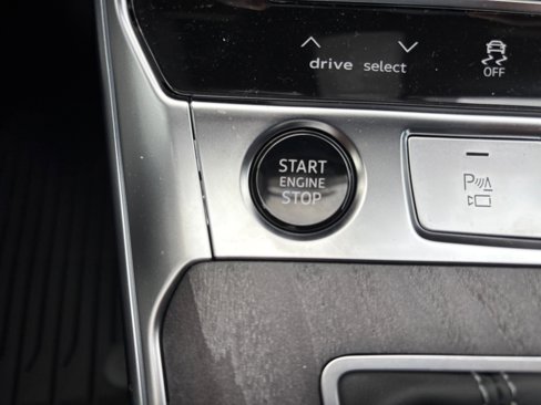 New 2025 Audi A6 Premium Plus image 20
