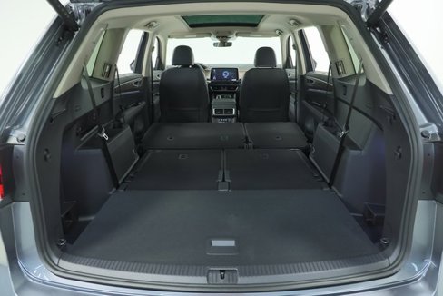 New 2025 Volkswagen Atlas SEL Premium R-Line image 35