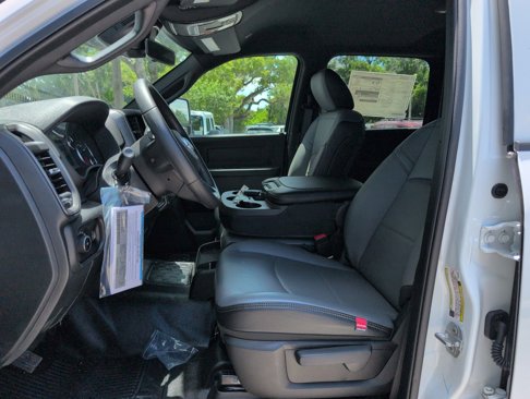 New 2025 RAM 5500 Tradesman image 23