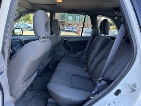 Used 2002 Toyota RAV4 2WD image 11