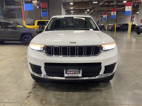 Used 2023 Jeep Grand Cherokee L Laredo image 9