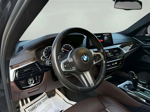 Used 2018 BMW 540i xDrive image 12