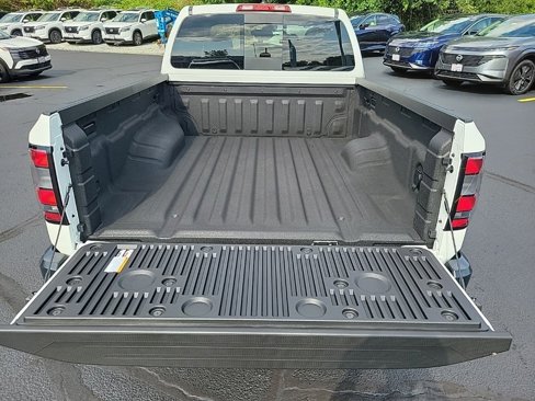 New 2026 Nissan Frontier S image 6