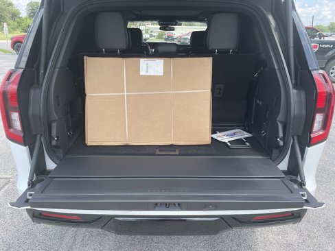 New 2025 Ford Expedition Tremor image 8