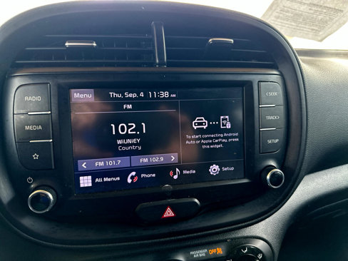 Used 2022 Kia Soul LX image 46