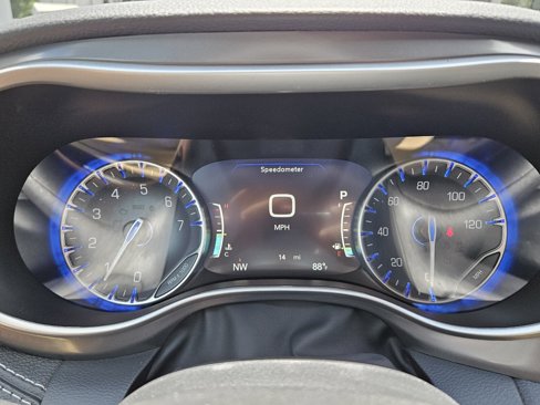 New 2026 Chrysler Pacifica Select image 14