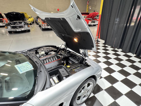 Used 2002 Chevrolet Corvette Convertible w/ Preferred Equipment Group2 image 41