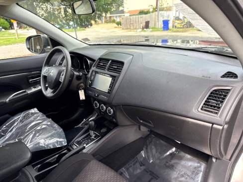 Used 2019 Mitsubishi Outlander Sport ES image 17