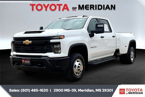 Used 2024 Chevrolet Silverado 3500 W/T image 10