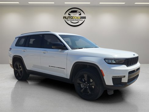 Used 2024 Jeep Grand Cherokee L Limited w/ Black Appearance Package image 1