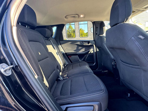 Used 2025 Ford Escape Active image 24