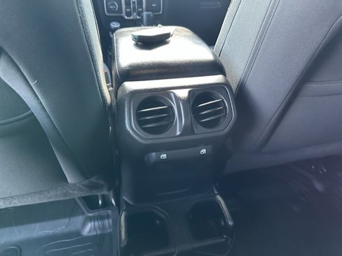 Used 2021 Jeep Gladiator Sport image 22