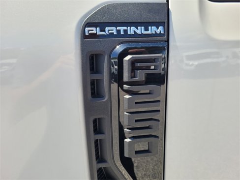 New 2025 Ford F250 Platinum image 20