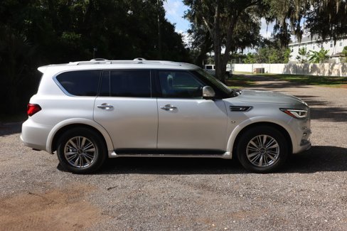 Used 2018 INFINITI QX80 2WD w/ Driver Assistance Package image 9