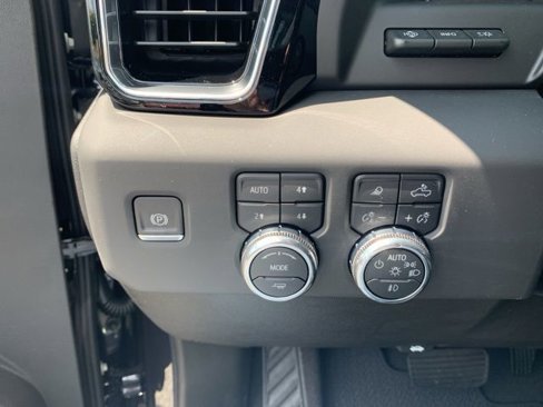 New 2026 GMC Sierra 1500 Denali w/ Denali Reserve Package image 19