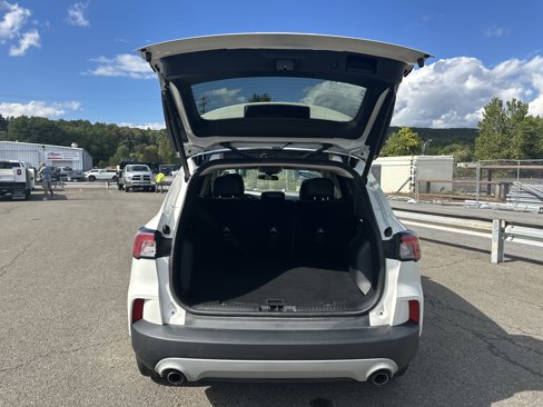 Used 2020 Ford Escape SE Sport image 33