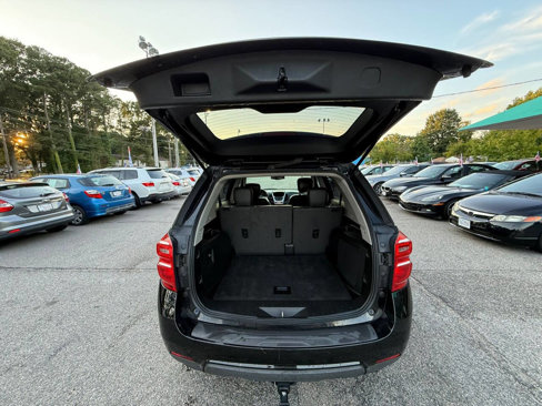 Used 2017 Chevrolet Equinox LT image 17