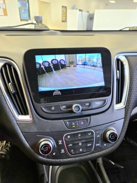 Used 2020 Chevrolet Malibu LT image 11