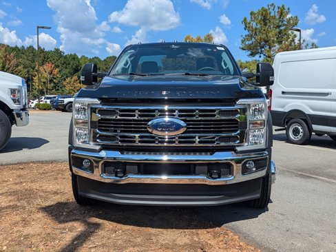 New 2026 Ford F450 XLT w/ XLT Value Package image 7