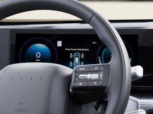 New 2026 Hyundai Ioniq 9 Calligraphy image 14