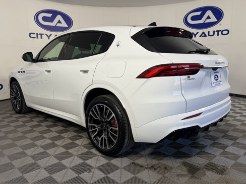 Used 2024 Maserati Grecale GT image 4