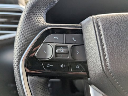 Certified 2025 Toyota Sequoia Platinum image 16