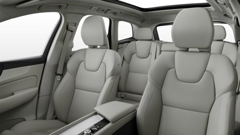New 2026 Volvo XC60 B5 Ultra w/ Protection Package Premier image 6