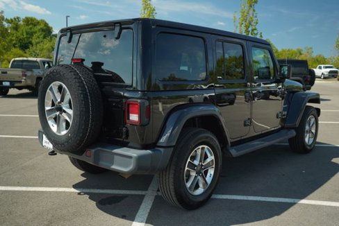 Used 2020 Jeep Wrangler Unlimited Sahara image 8