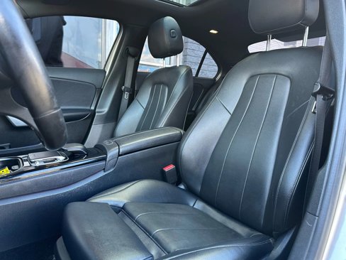 Used 2020 Mercedes-Benz A 220 image 10