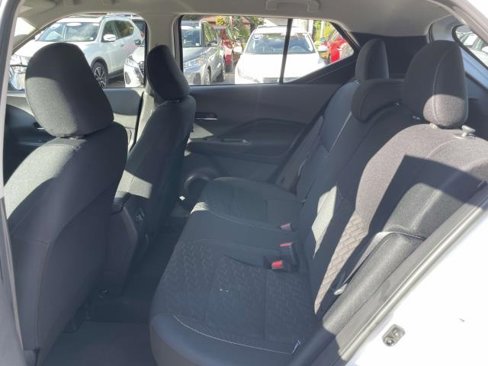 Used 2024 Nissan Kicks SV image 12