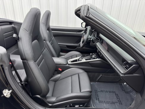 Used 2025 Porsche 911 Carrera image 15