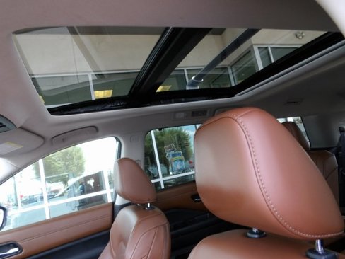 Certified 2023 Nissan Pathfinder Platinum image 30