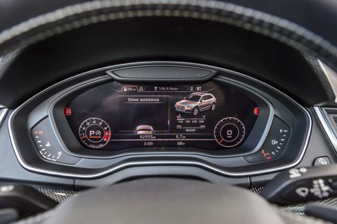 Used 2020 Audi SQ5 Premium Plus w/ Premium Plus Package image 18