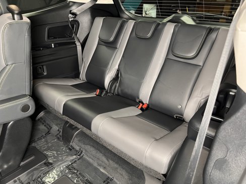 Used 2025 Subaru Ascent Onyx Edition image 12