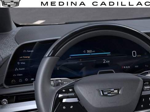 New 2025 Cadillac Optiq Luxury 1 image 19