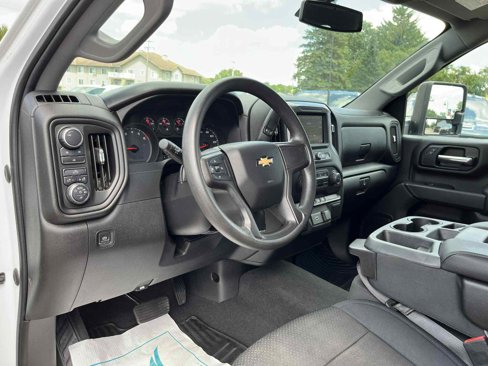 Used 2020 Chevrolet Silverado 2500 Custom w/ Custom Value Package image 21