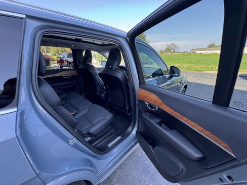 Used 2023 Volvo XC90 B6 Plus w/ Protection Package image 13