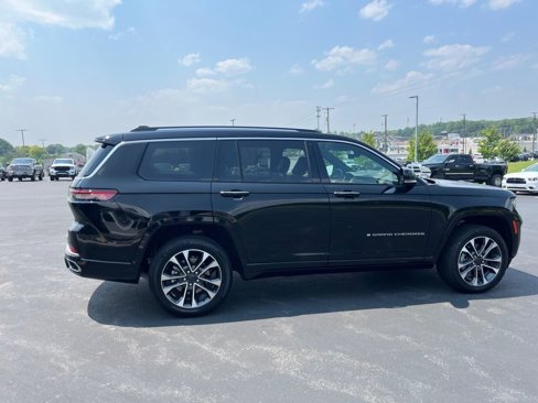 Used 2023 Jeep Grand Cherokee L Overland image 6