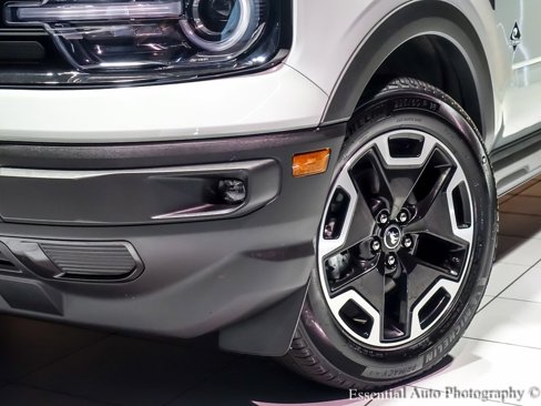 Used 2024 Ford Bronco Sport Outer Banks image 5