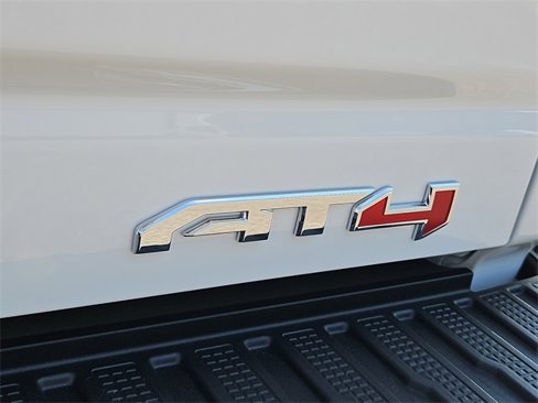 New 2026 GMC Sierra 2500 AT4 w/ AT4 Premium Plus Package image 8